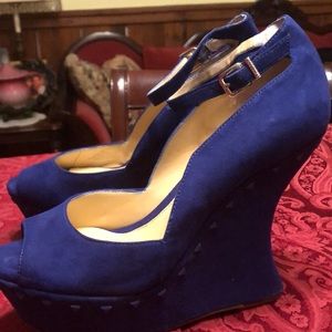 Cobalt Blue Suede Platform Shoes; Size 8M;Surprisingly Comfortable and Unique!
